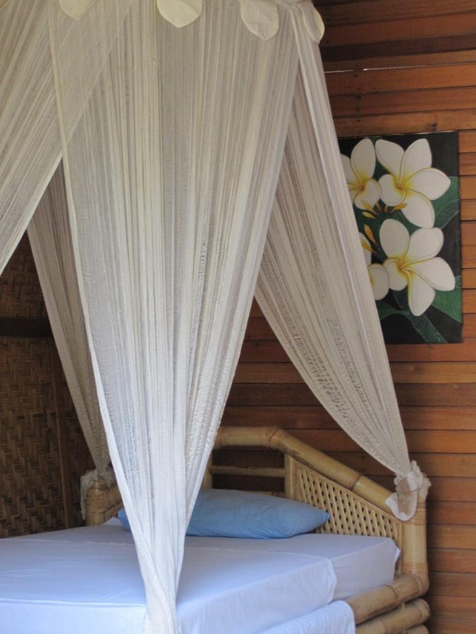 Jepun Bungalows Gili Meno Luaran gambar