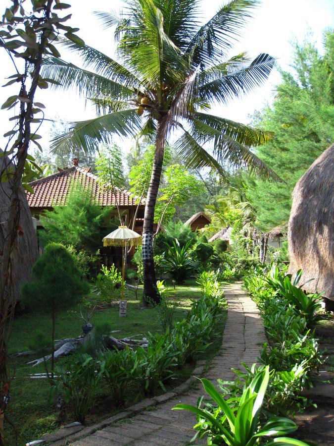 Jepun Bungalows Gili Meno Luaran gambar