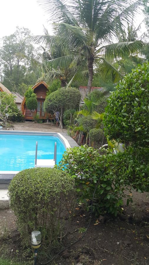 Jepun Bungalows Gili Meno Luaran gambar