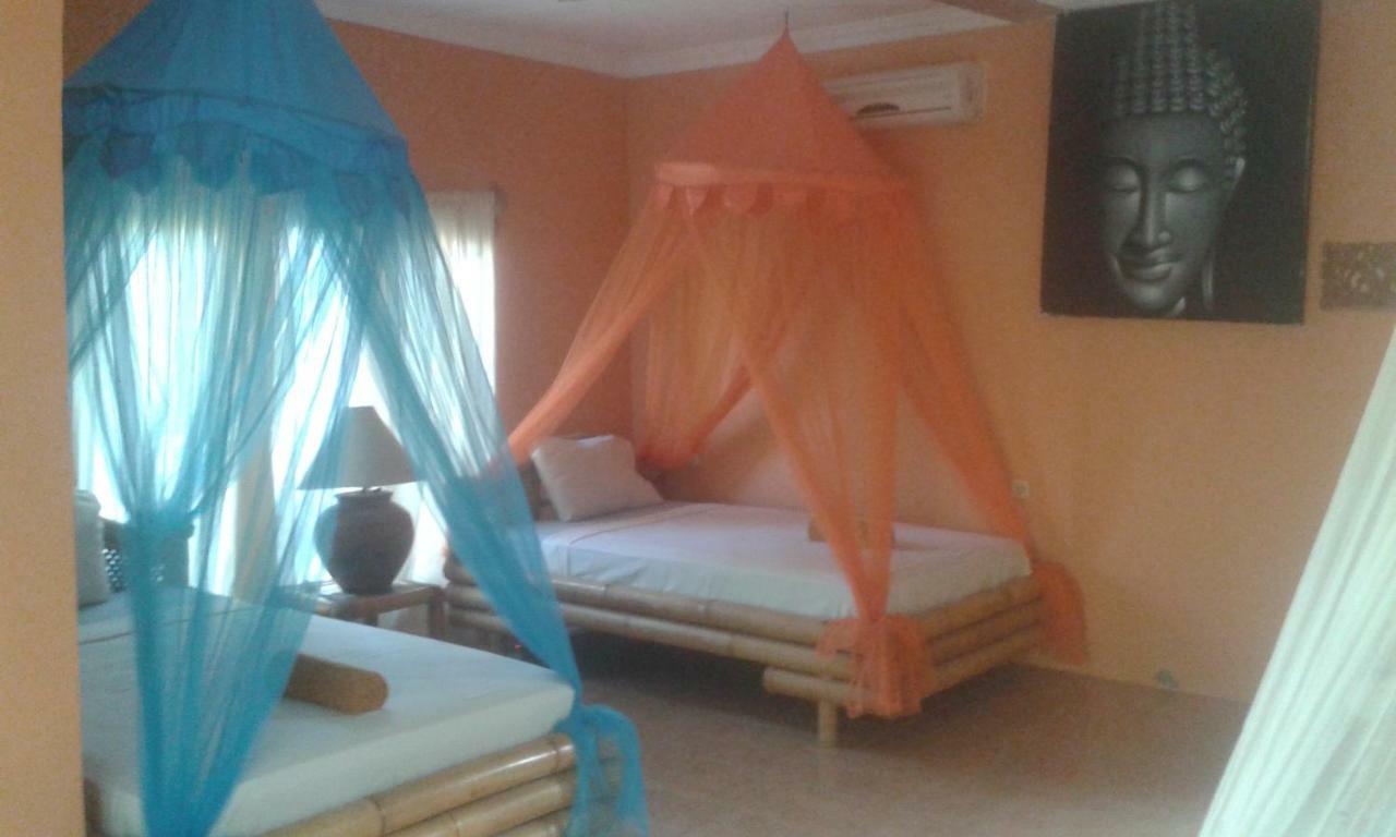 Jepun Bungalows Gili Meno Luaran gambar