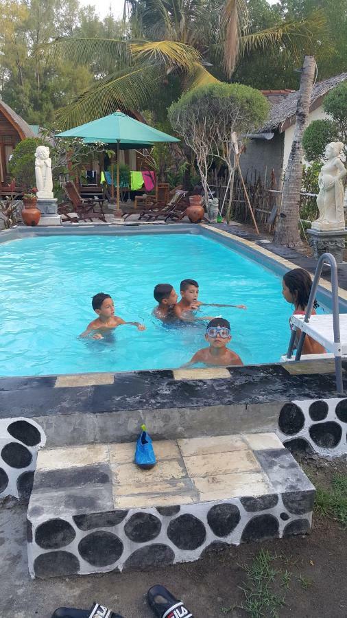 Jepun Bungalows Gili Meno Luaran gambar